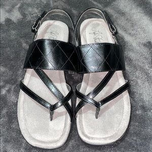 Life Stride Black and Gray Gladiator Sandals